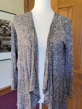 Lightweight Open-Front Gray Cardigan Sweater